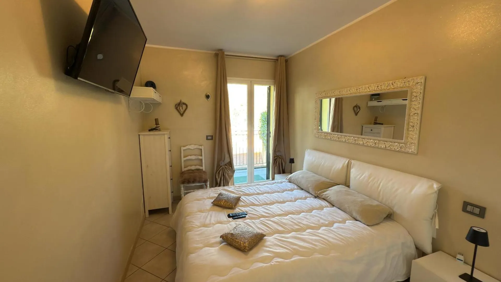 Riviera Charme House Apartment San Bartolomeo Al Mare 0*,  Italy