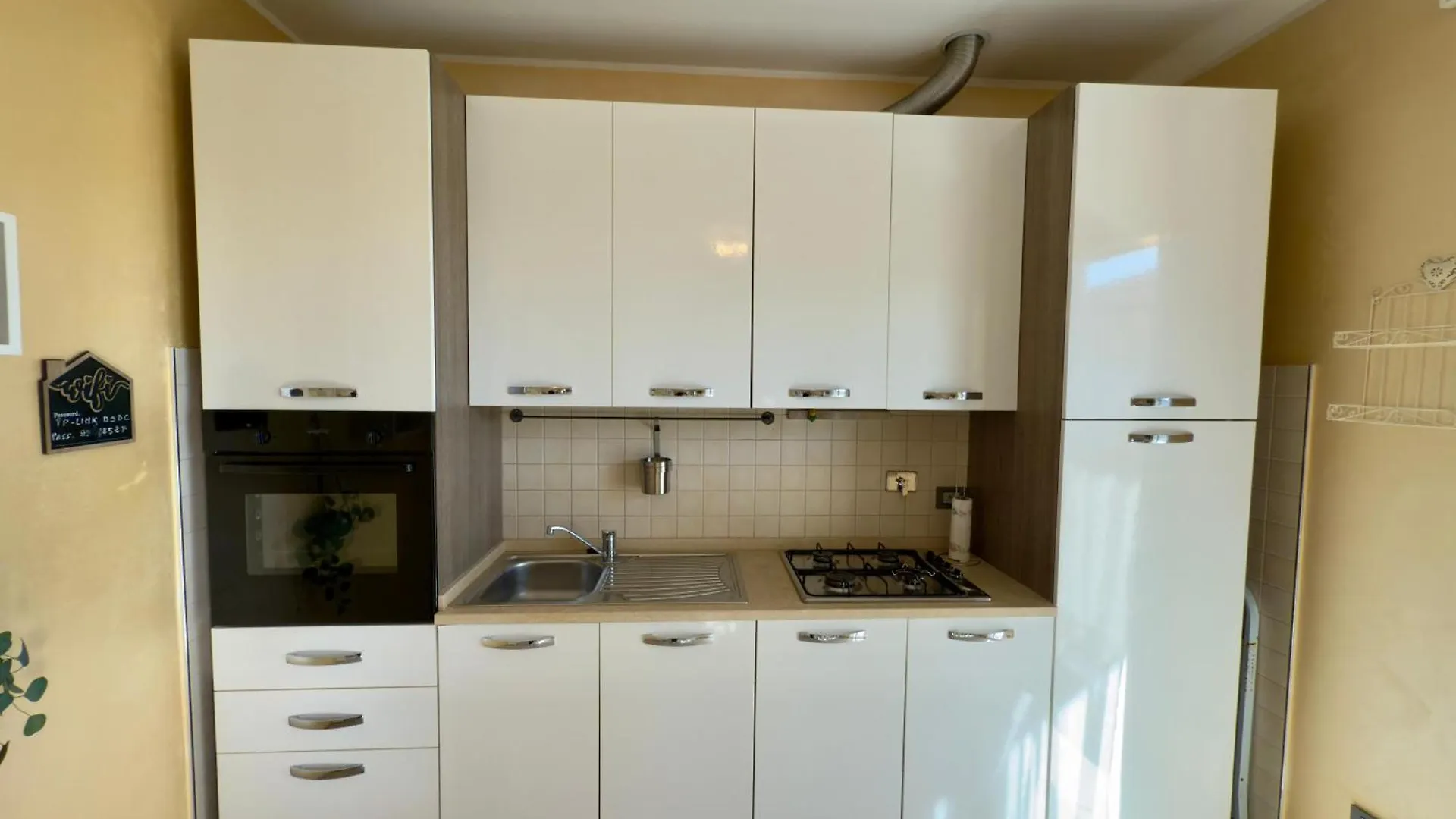 Riviera Charme House Apartment San Bartolomeo Al Mare Italy