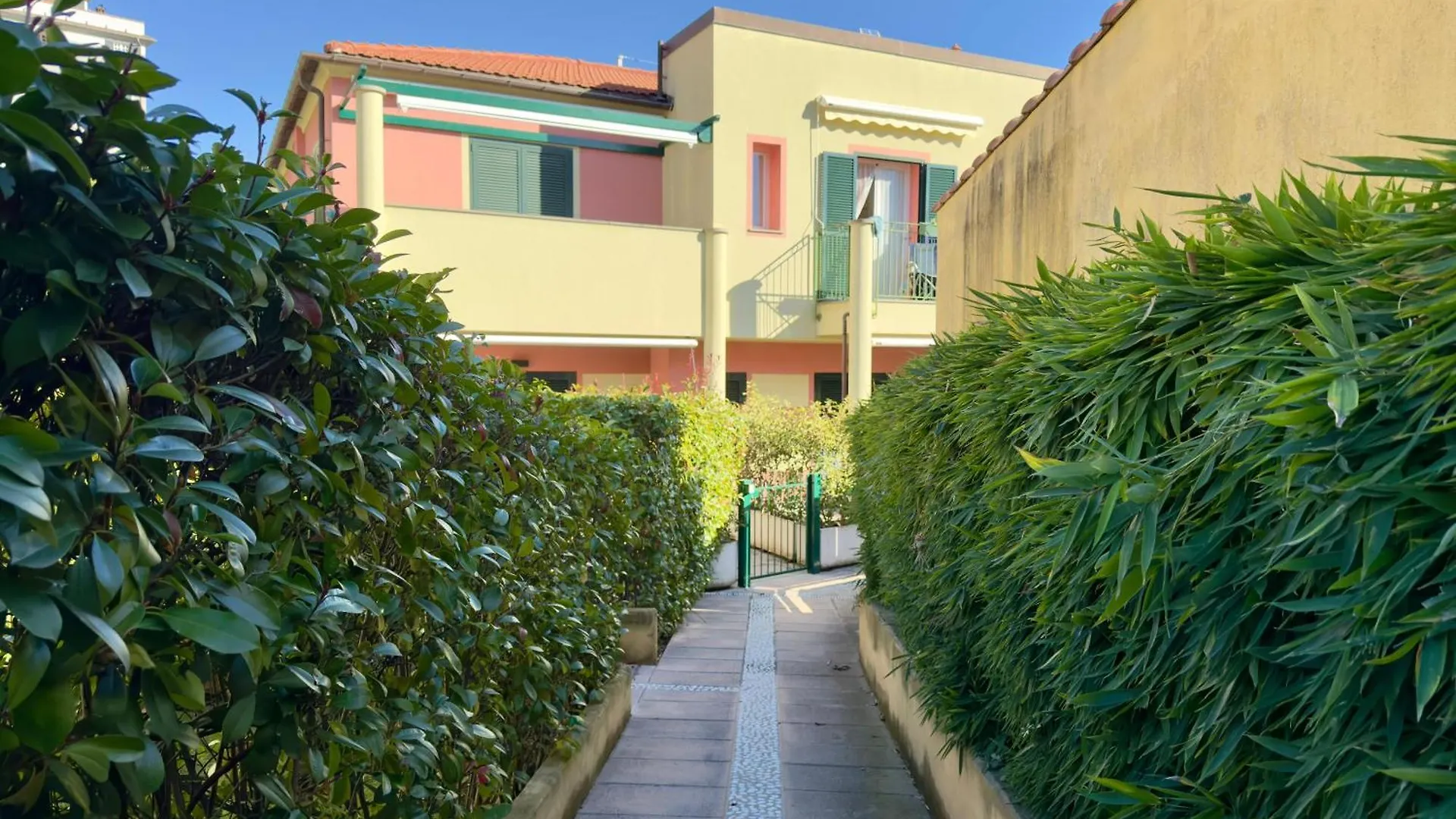 Riviera Charme House Apartment San Bartolomeo Al Mare
